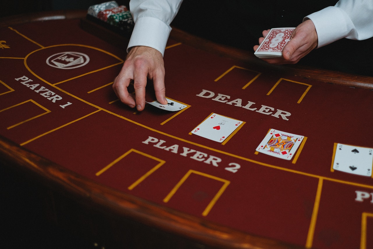 Come giocare a Blackjack online: guida per principianti